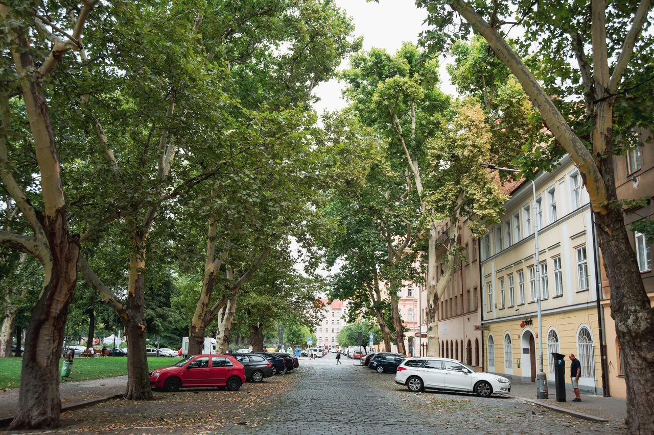 Apartment Gesse Kollarova Prag Exteriör bild