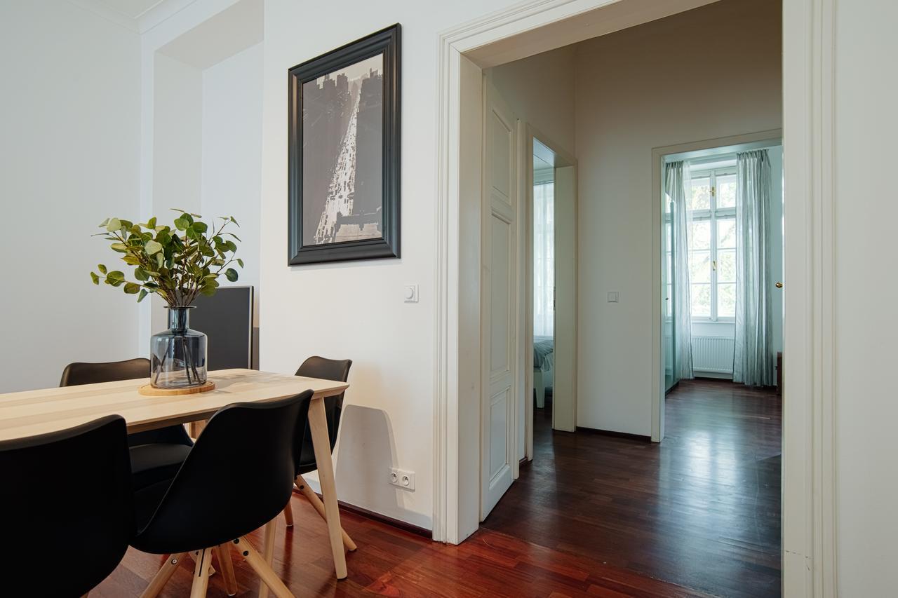 Apartment Gesse Kollarova Prag Exteriör bild