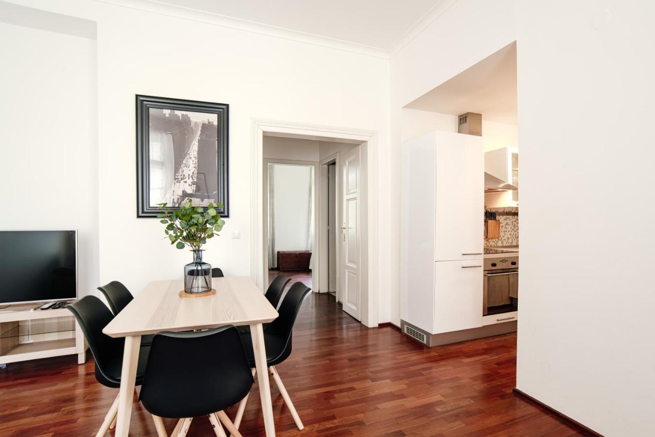 Apartment Gesse Kollarova Prag Exteriör bild